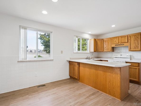 3240 S Kittredge Way, Aurora CO 80013