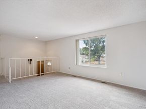 3240 S Kittredge Way, Aurora CO 80013