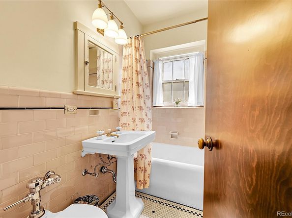 963 N Logan Street 2, Denver CO 80203