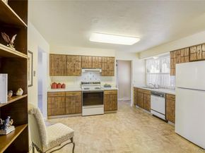 2448 S Holland Court, Lakewood CO 80227