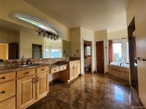 21980 Anasazi Way, Golden CO 80401