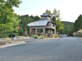 21980 Anasazi Way, Golden CO 80401