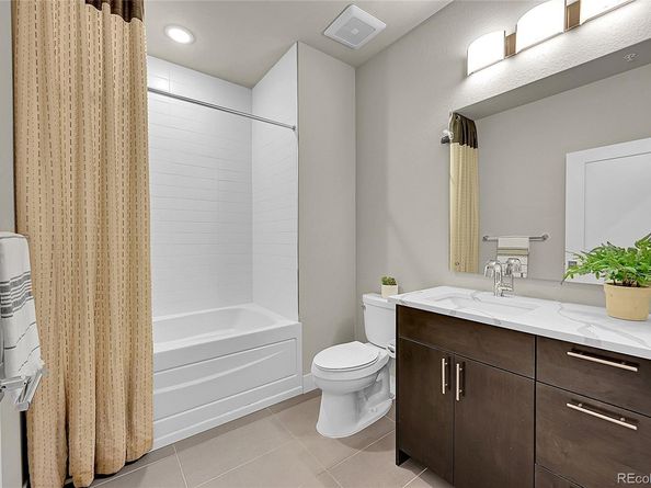 6619 E Lowry Boulevard 112, Denver CO 80230