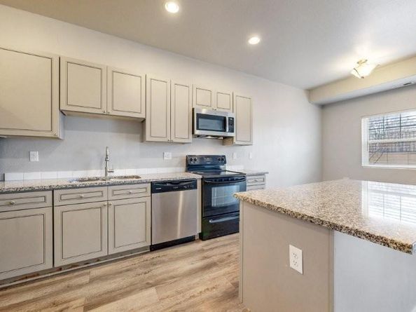 2671 Sable Boulevard, Aurora CO 80011