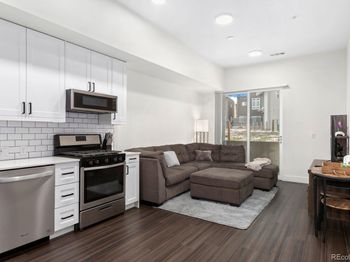 2876 W 53rd Avenue