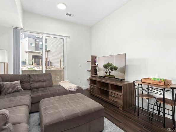 2876 W 53rd Avenue 111, Denver CO 80221