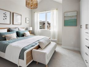 888 S Valentia Street 13102, Denver CO 80247