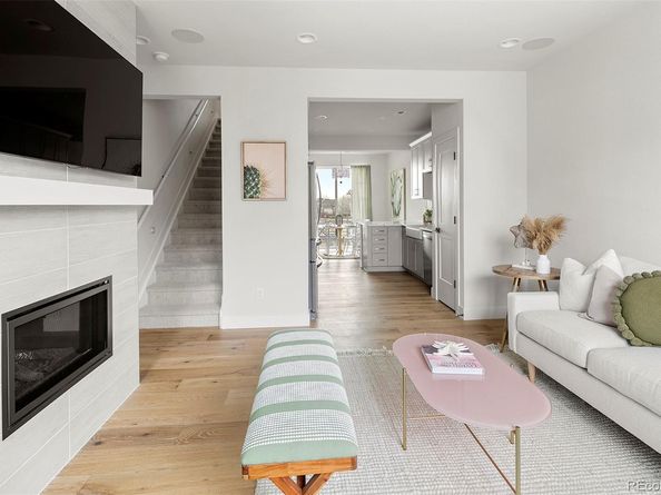 888 S Valentia Street 13102, Denver CO 80247