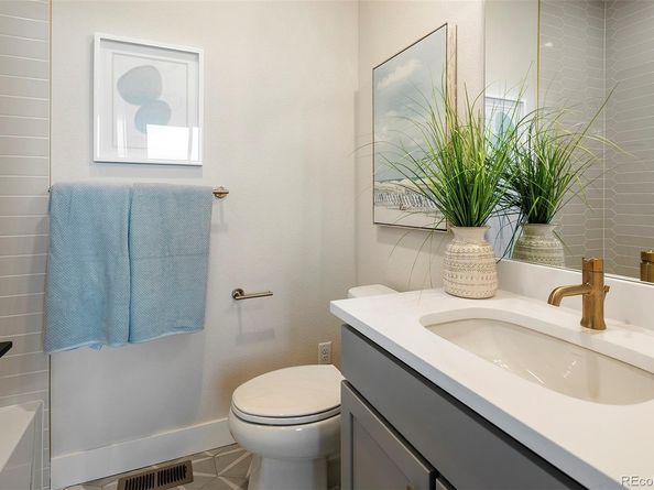 888 S Valentia Street 13102, Denver CO 80247