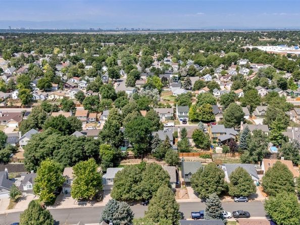 4553 S Richfield Street, Aurora CO 80015