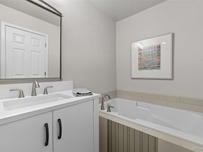 2826 Syracuse Court, Denver CO 80238