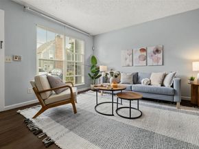 1653 S Blackhawk Way B, Aurora CO 80012