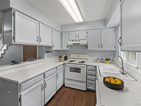 1653 S Blackhawk Way B, Aurora CO 80012