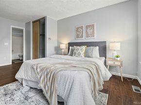 1653 S Blackhawk Way B, Aurora CO 80012