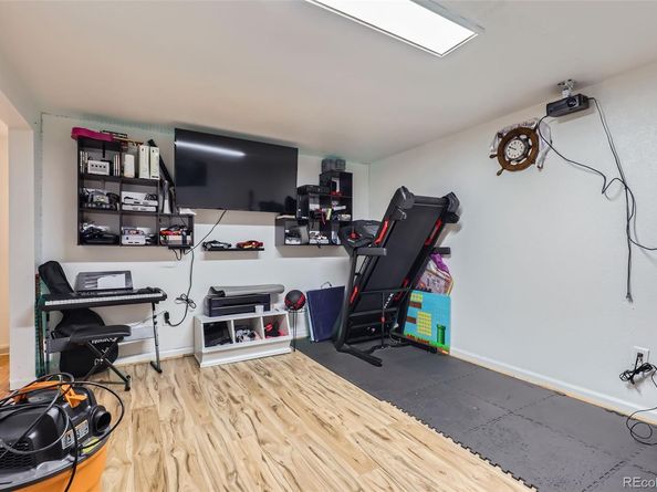 1958 Cathay Court, Aurora CO 80011