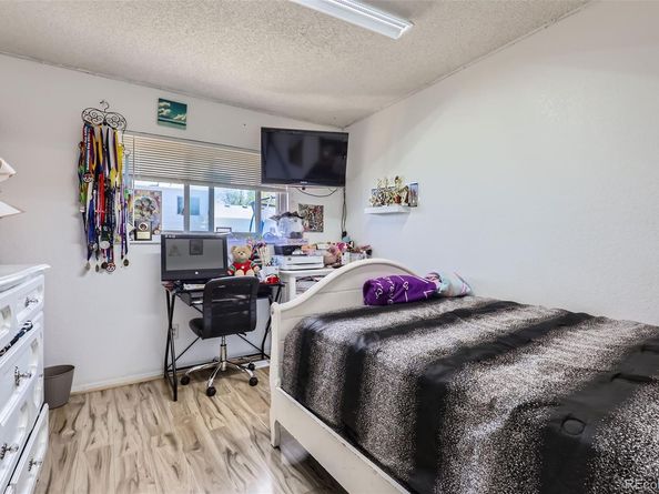 1958 Cathay Court, Aurora CO 80011