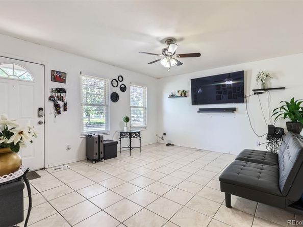 1958 Cathay Court, Aurora CO 80011