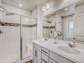 4397 S Netherland Court, Aurora CO 80015