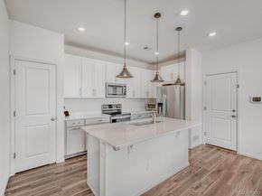 4397 S Netherland Court, Aurora CO 80015