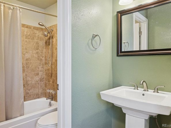 7665 E Eastman Avenue 203B, Denver CO 80231