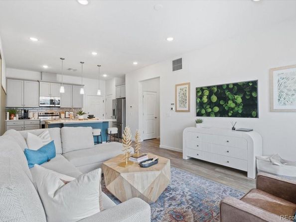 6153 N Ceylon Street 9102, Denver CO 80249