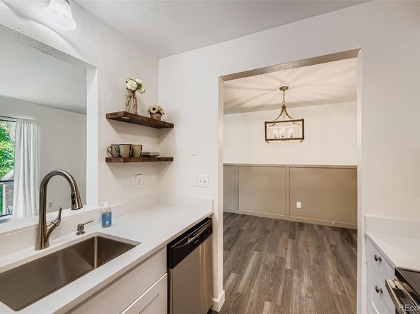 3550 S Harlan Street 220, Denver CO 80235
