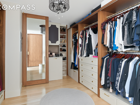 32 Gramercy Park S 12DG, New York NY 10003