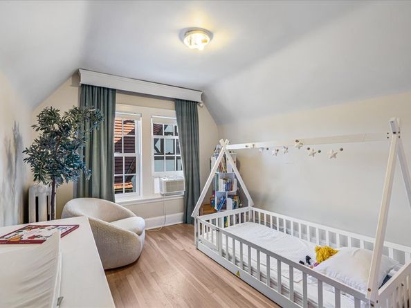 116-33 Union Turnpike, Queens NY 11375