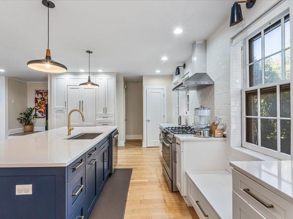 116-33 Union Turnpike, Queens NY 11375