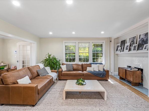 116-33 Union Turnpike, Queens NY 11375