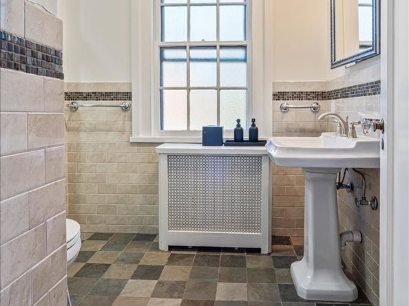 116-33 Union Turnpike, Queens NY 11375