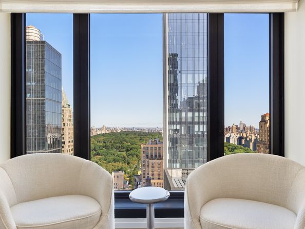 111 West 56th Street 37B, New York NY 10019