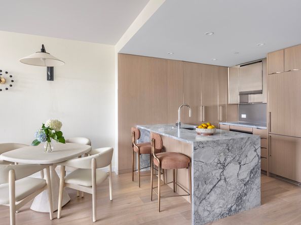 111 West 56th Street 37B, New York NY 10019