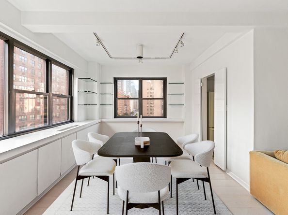 165 East 72nd Street 11C, New York NY 10021