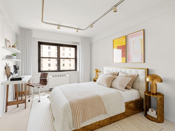 165 East 72nd Street 11C, New York NY 10021