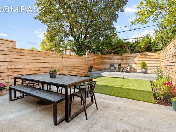 102 East 4th Street, Brooklyn NY 11218
