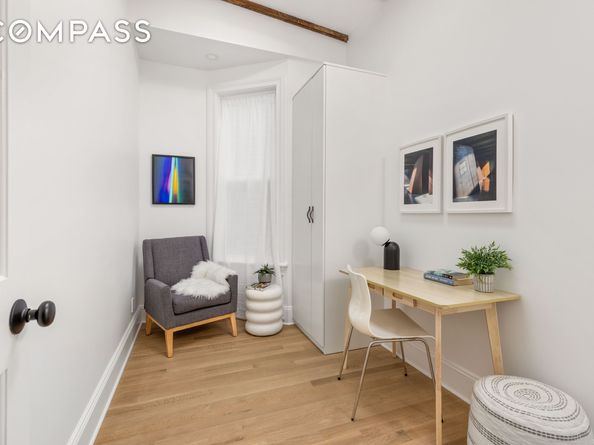 102 East 4th Street, Brooklyn NY 11218