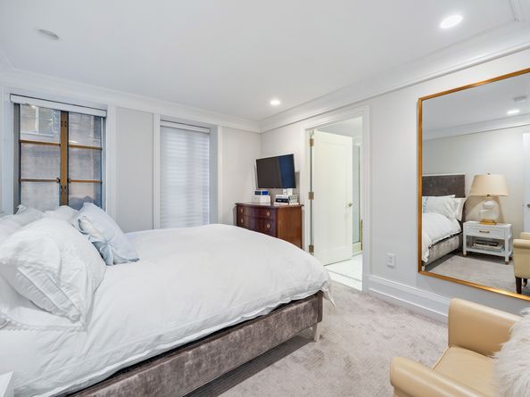 140 East 63rd Street 5DG, New York NY 10065