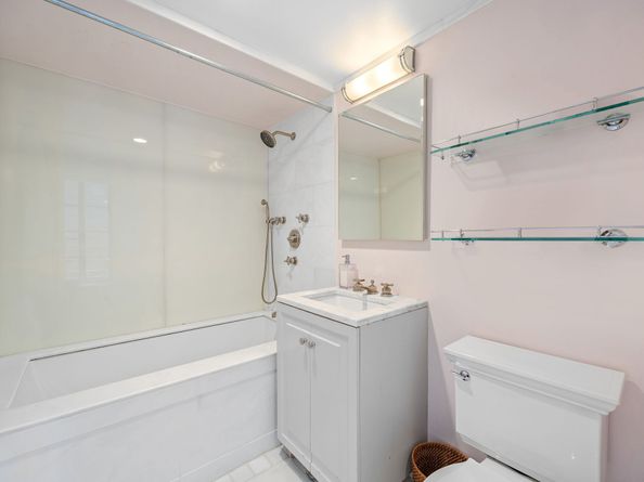 140 East 63rd Street 5DG, New York NY 10065