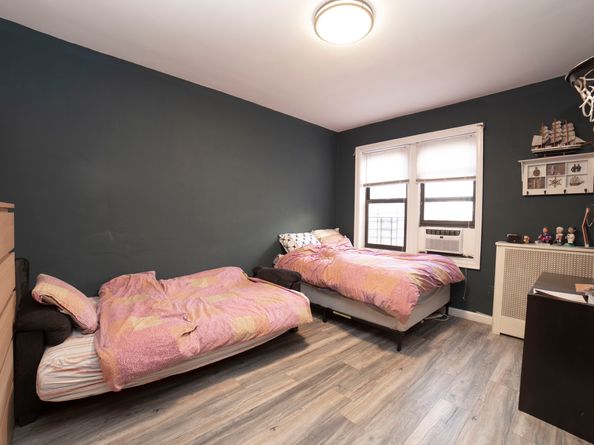 504 Grand Street B42, New York NY 10002