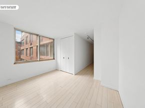 350 West 50th Street 4K, New York NY 10019