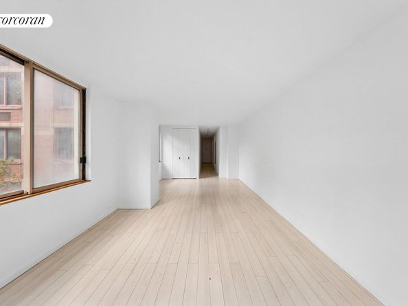 350 West 50th Street 4K, New York NY 10019