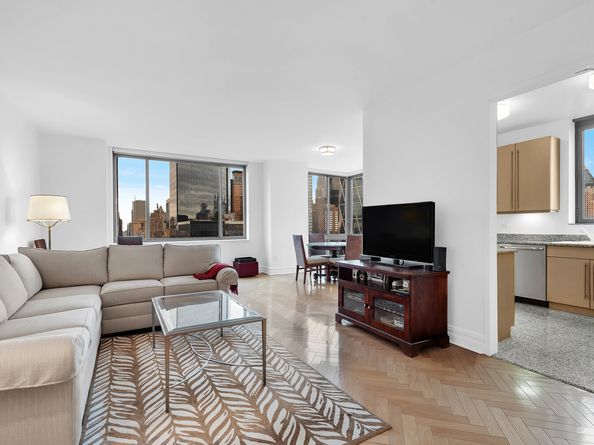 2 Columbus Avenue 35C, New York NY 10023