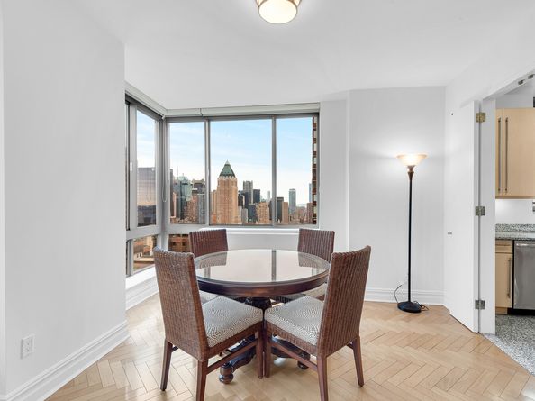 2 Columbus Avenue 35C, New York NY 10023