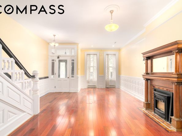 338 West 71st Street, New York NY 10023