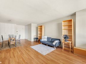 333 Pearl Street 21H, New York NY 10038