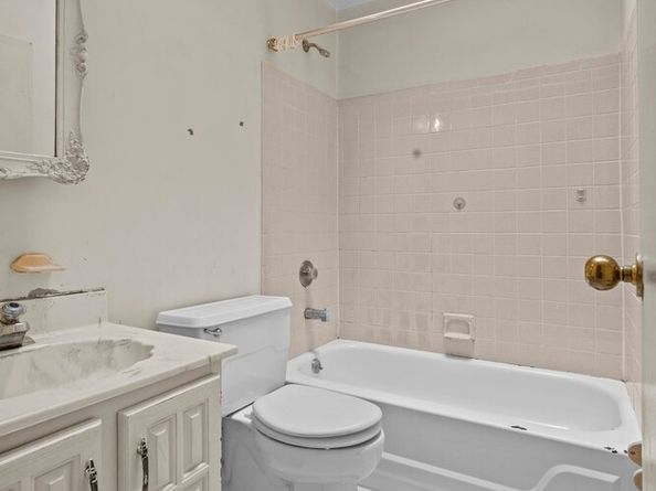 10106 4th Avenue 26E, Brooklyn NY 11209