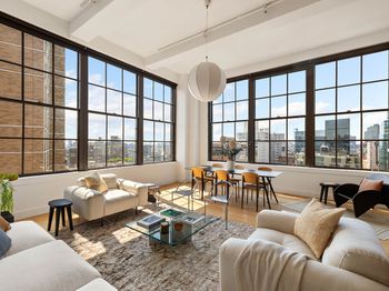 111 4th Avenue