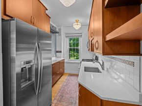525 West 238th Street 1L, Bronx NY 10463