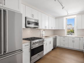 555 Main Street 909, New York NY 10044
